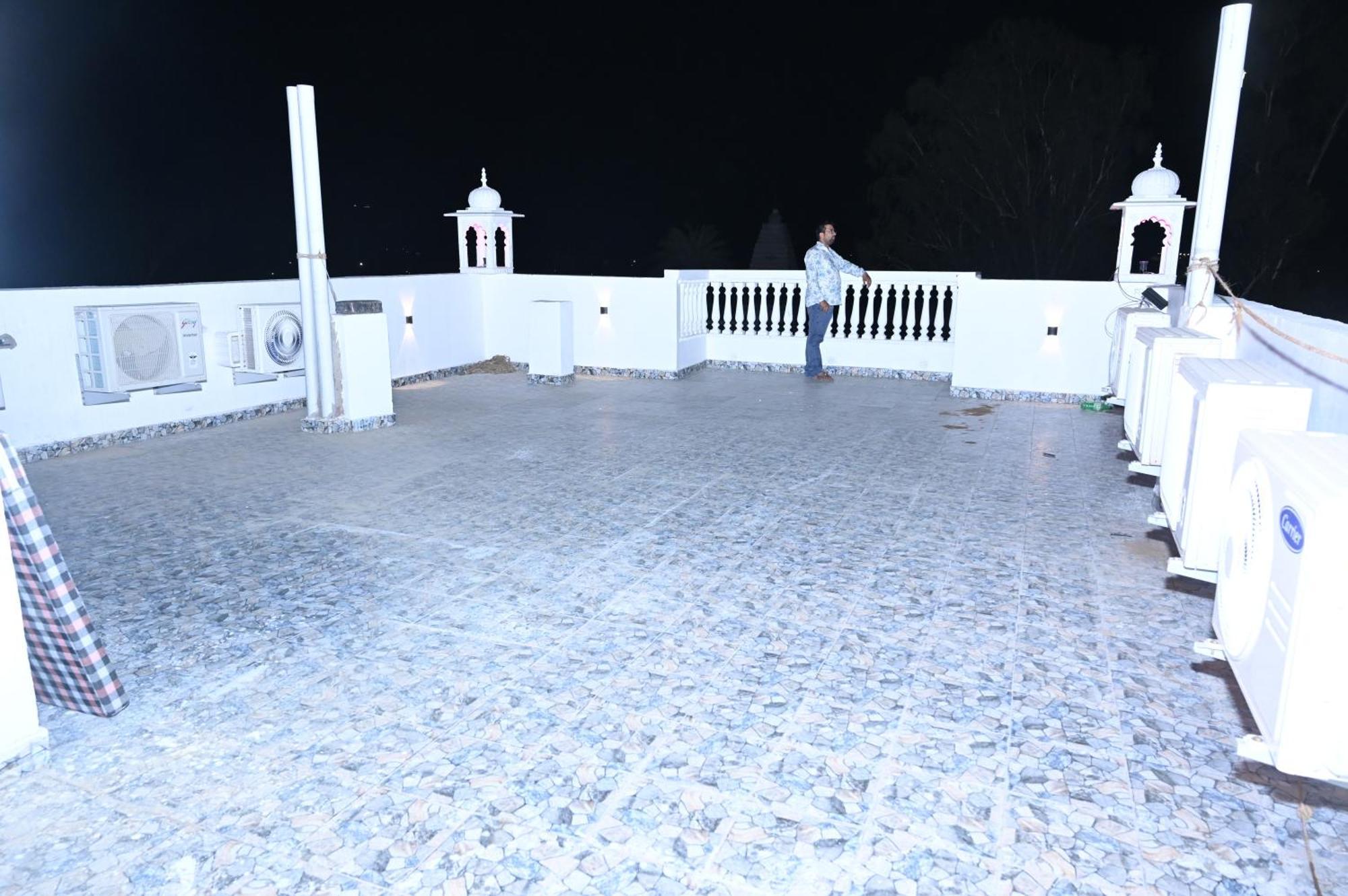 Hotel Moon Mahal ชัยปุระ ภายนอก รูปภาพ